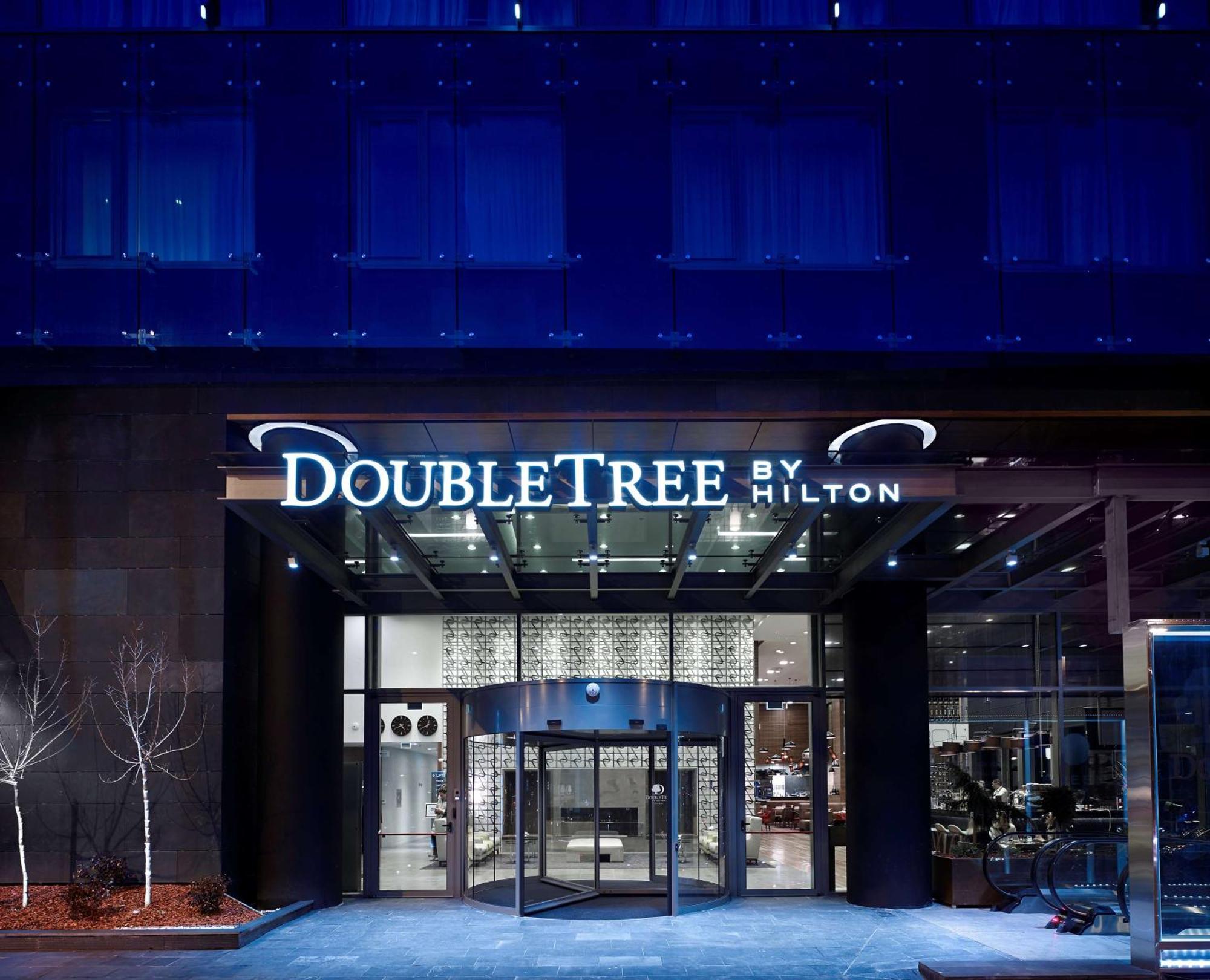 Doubletree By Hilton Zagreb Hotel Екстериор снимка